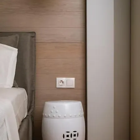 Hadi, The Urban Skg Apartment